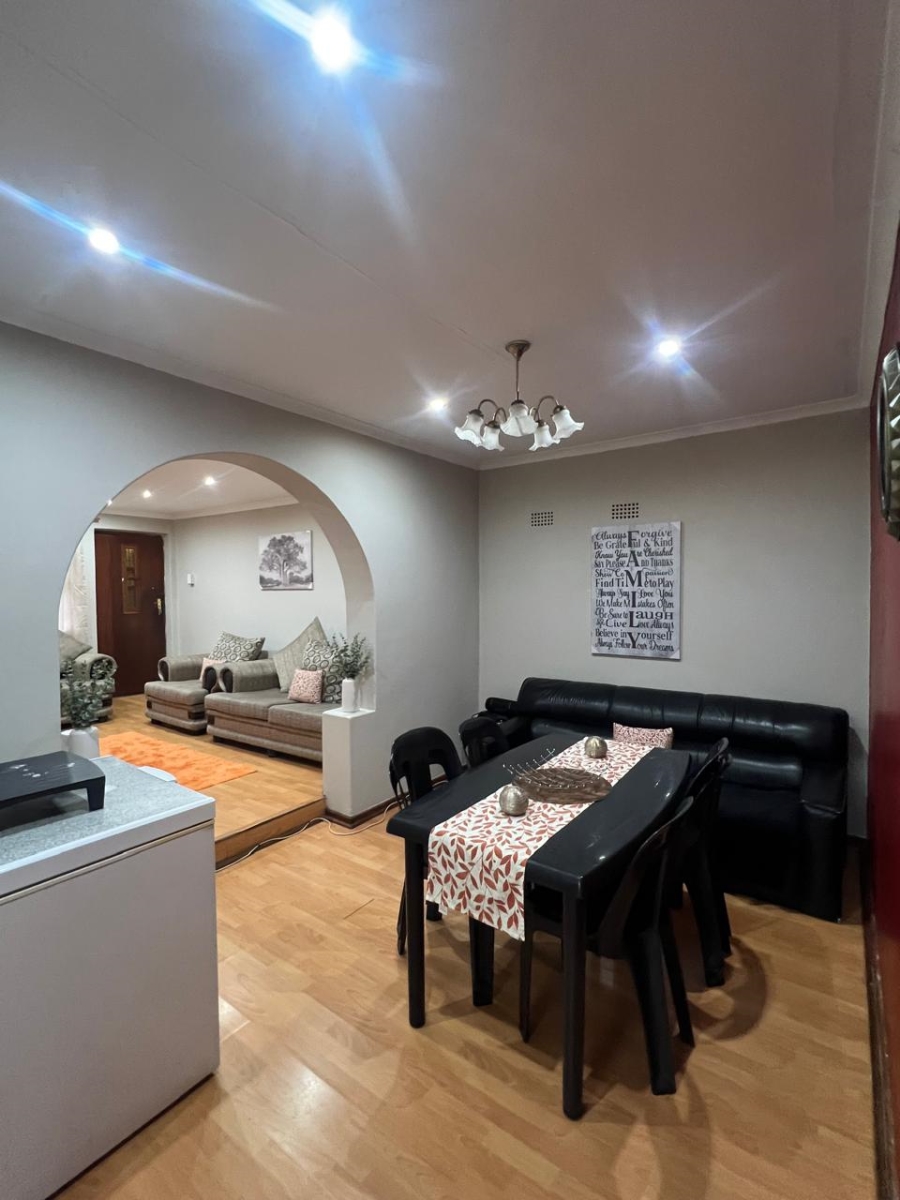 3 Bedroom Property for Sale in Booysens Park Eastern Cape